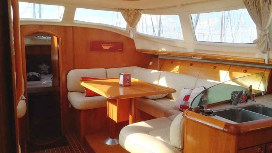 JEANNEAU SUN ODYSSEY 40 DS - 8