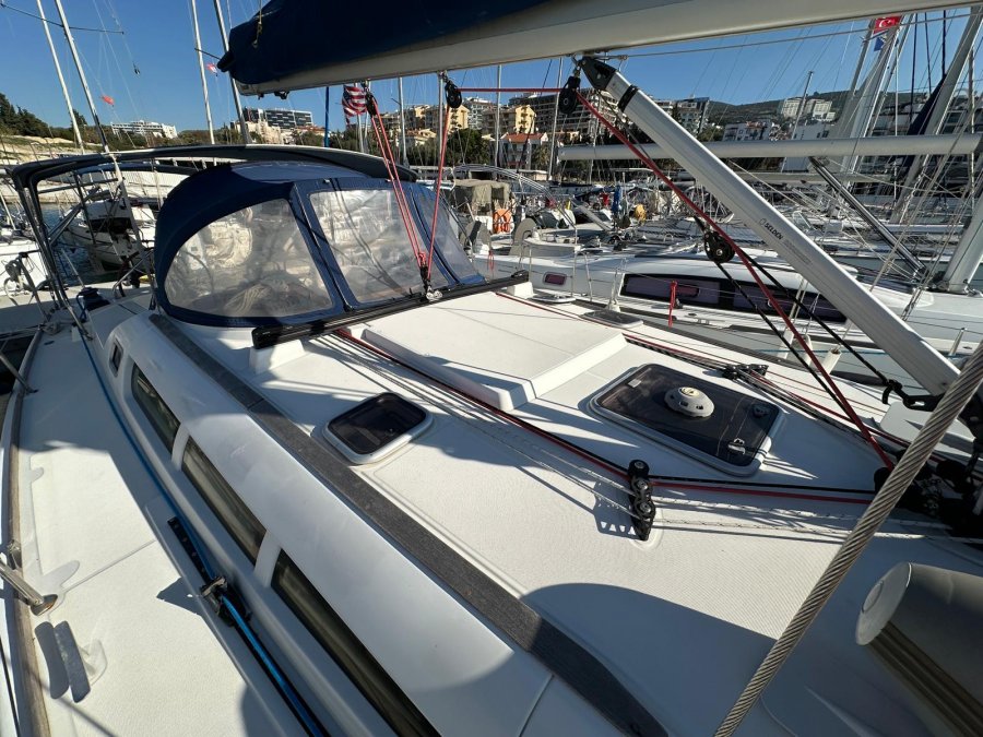 JEANNEAU SUN ODYSSEY 42 I - 7