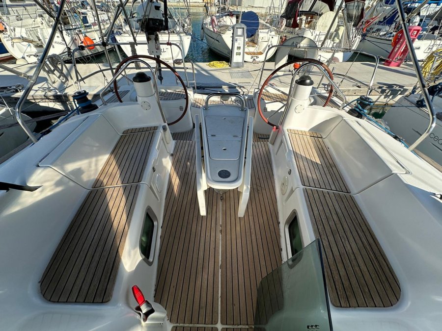 JEANNEAU SUN ODYSSEY 42 I - 21