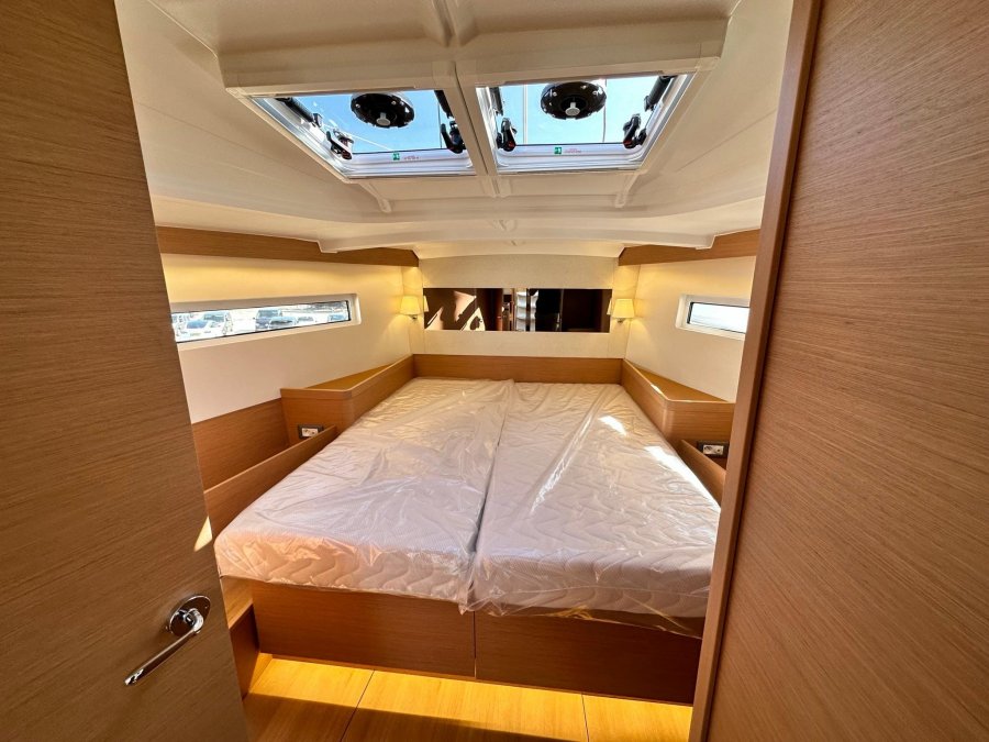 JEANNEAU SUN ODYSSEY 440 - 8