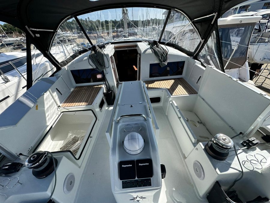 JEANNEAU SUN ODYSSEY 440 - 10