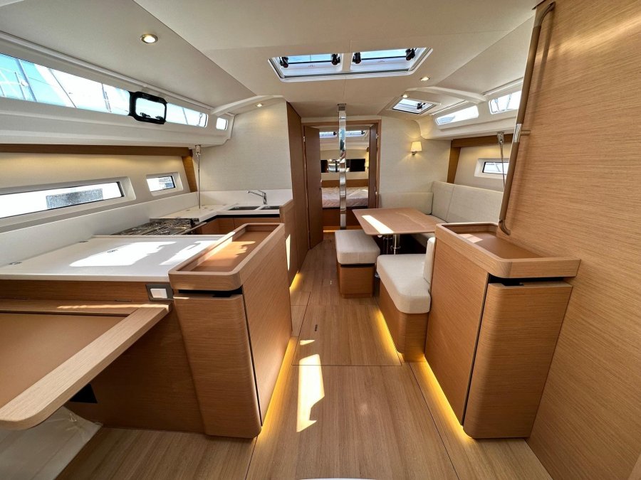 JEANNEAU SUN ODYSSEY 440 - 11