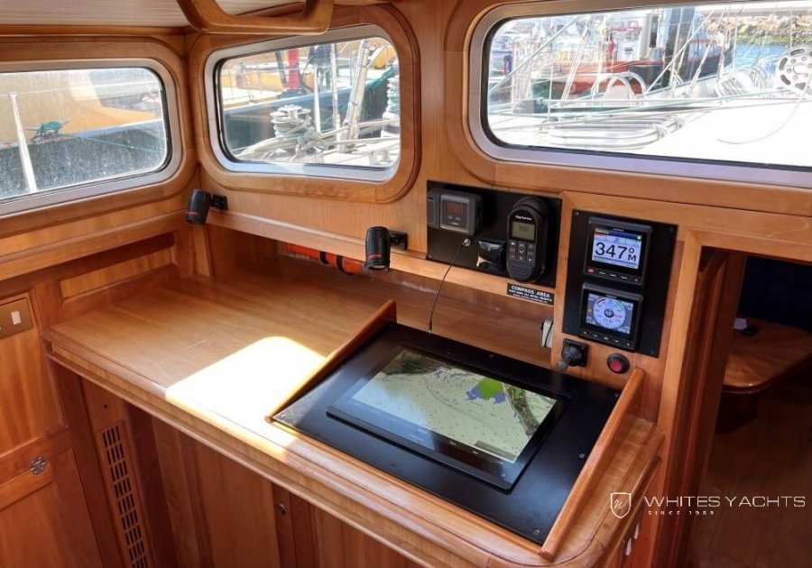 KESTELOO PILOTHOUSE SCHOONER - 18