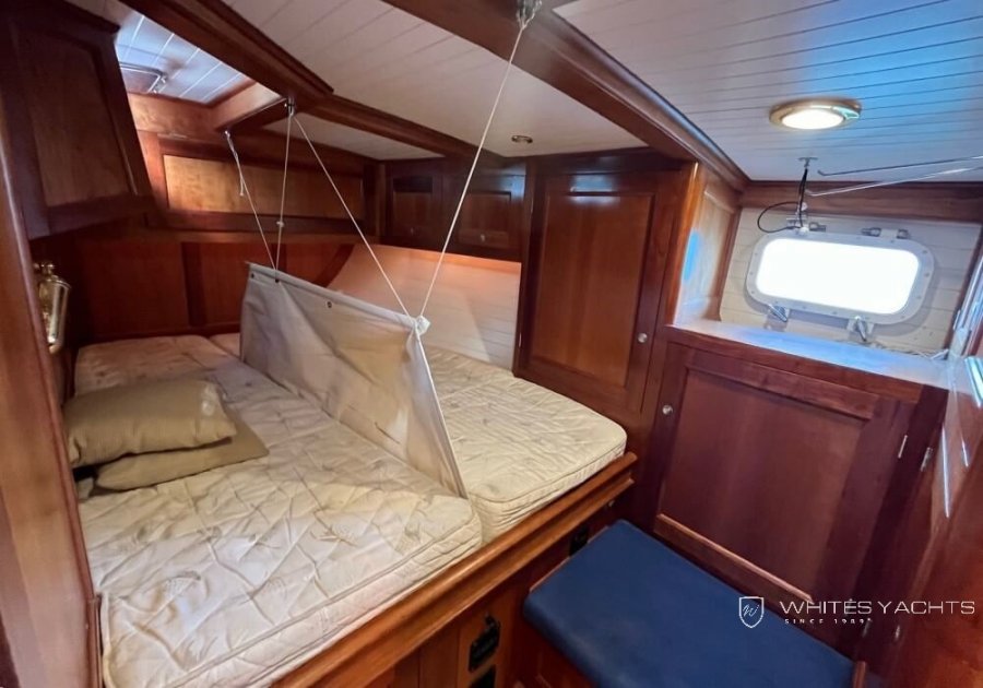 KESTELOO PILOTHOUSE SCHOONER - 29