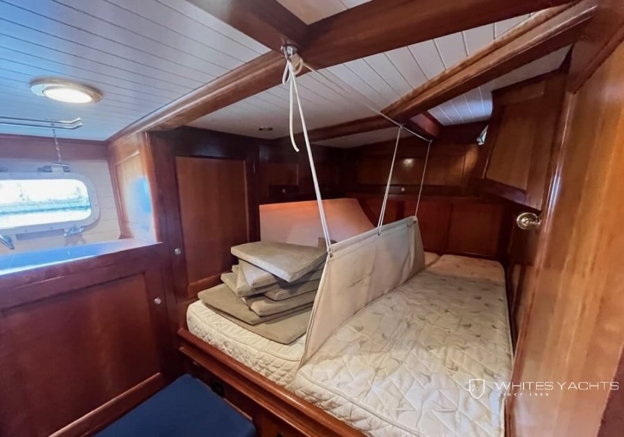 KESTELOO PILOTHOUSE SCHOONER - 31