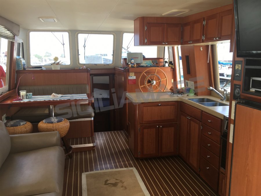 MAINSHIP 400 TRAWLER - 2