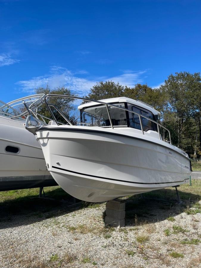 Parker 700 Pilothouse