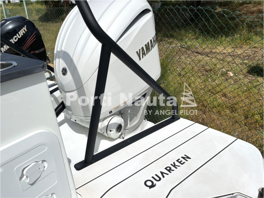 QUARKEN 27 T-TOP - 12