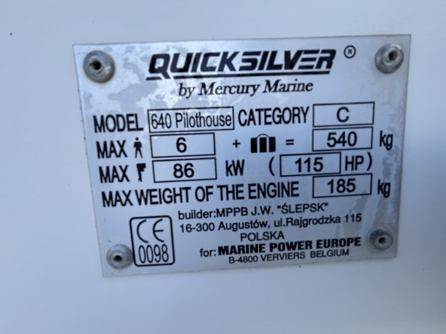 QUICKSILVER 640 PILOTHOUSE - 18