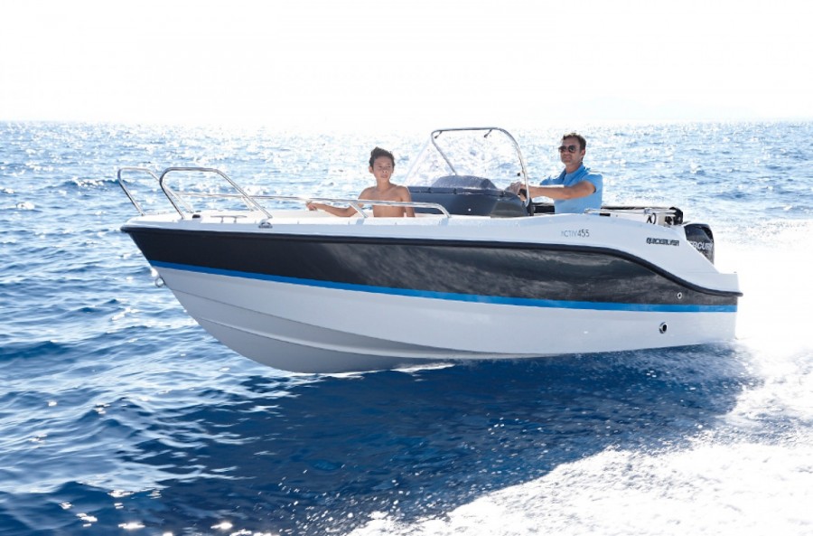 Quicksilver Activ 455 Open