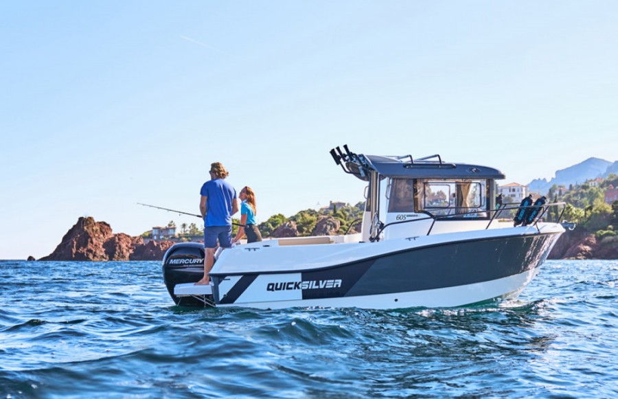 QUICKSILVER ACTIV 605 PILOTHOUSE - 10