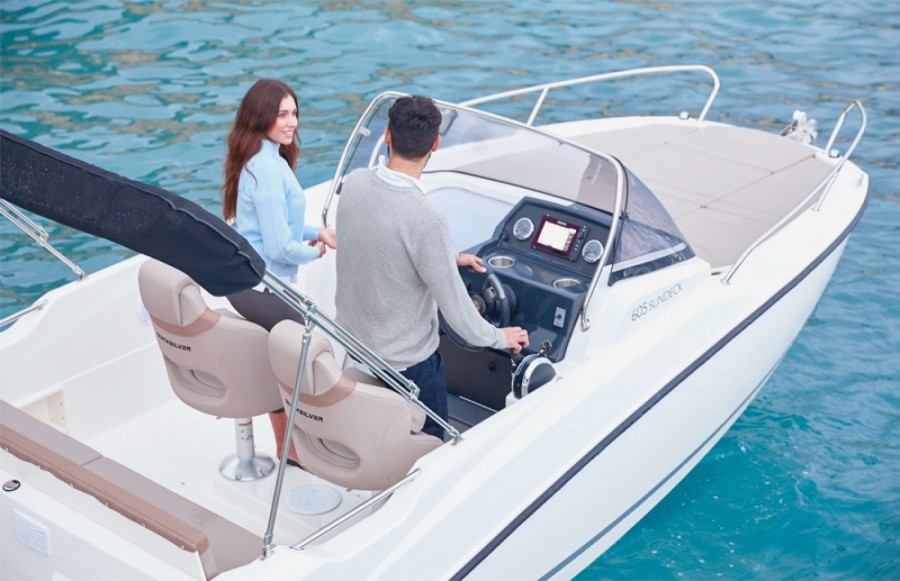 QUICKSILVER ACTIV 605 SUNDECK - 4