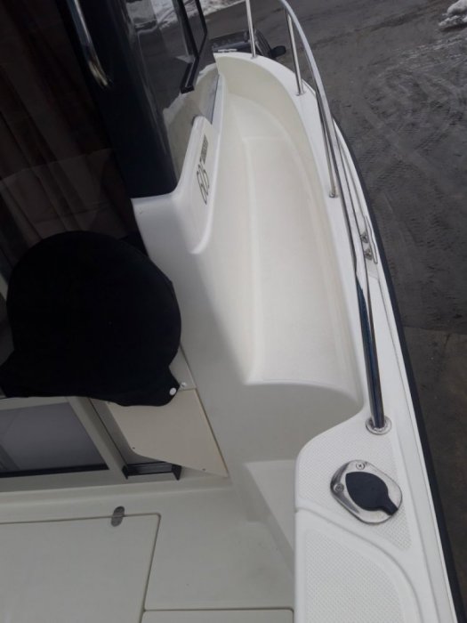 QUICKSILVER CAPTUR 605 PILOTHOUSE - 8