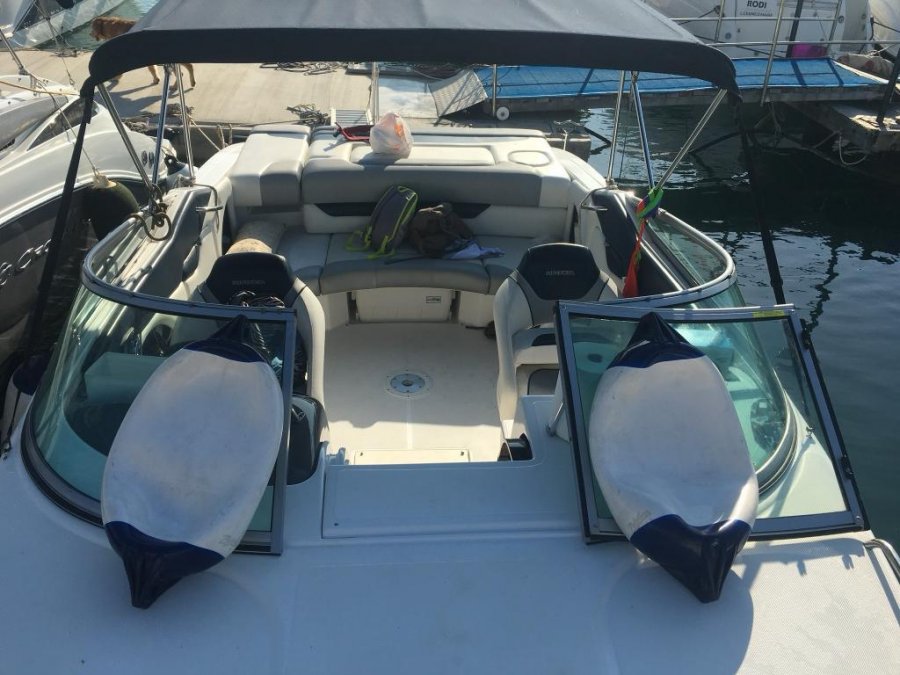 RINKER CAPTIVA 236 BR - 4