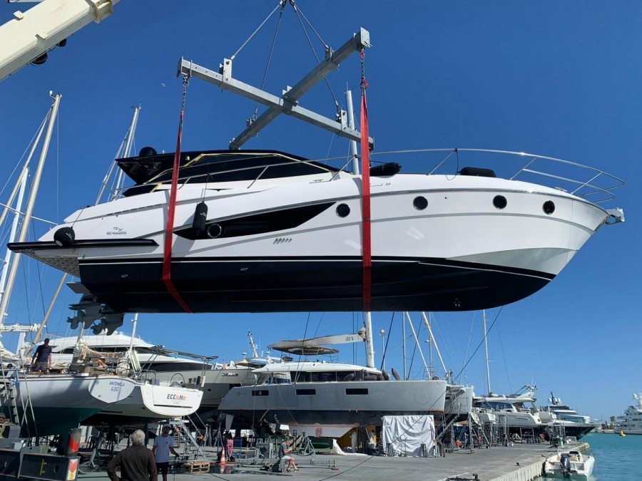 RIO YACHTS PARANA 38 - 17