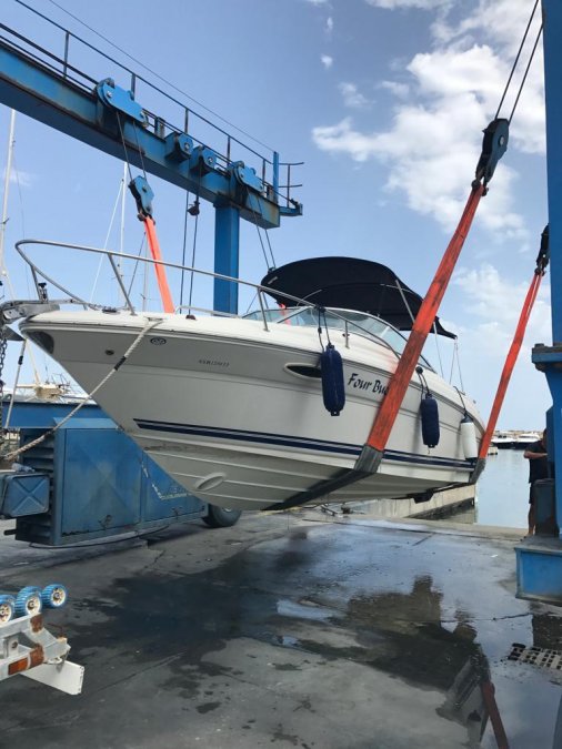 SEA RAY 225 WEEKENDER - 10