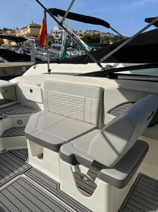 SEA RAY 230 SPX - 13