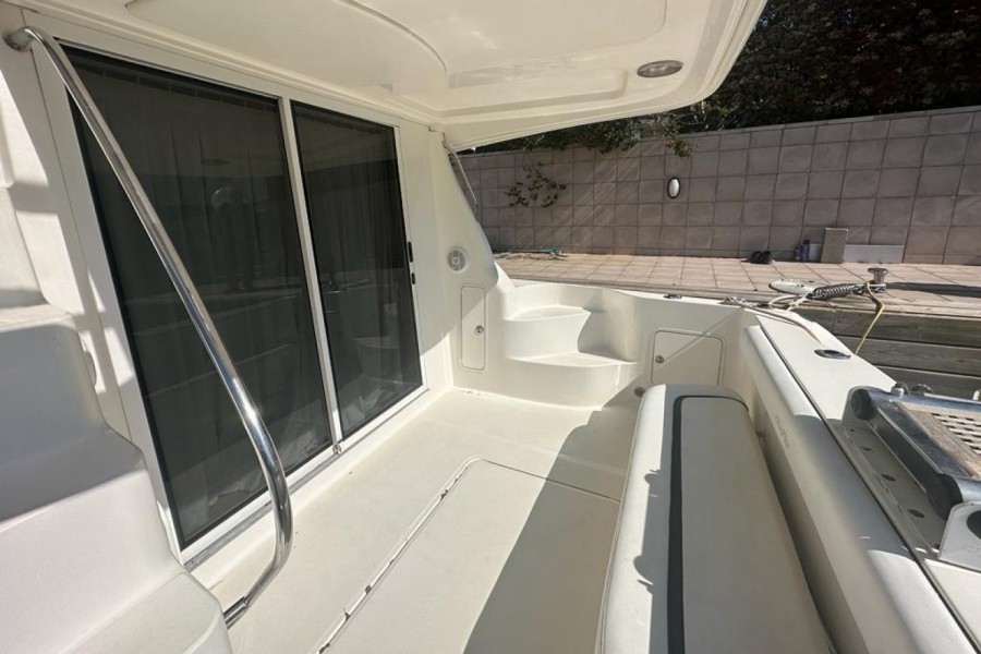 SEA RAY 420 SEDAN BRIDGE - 8