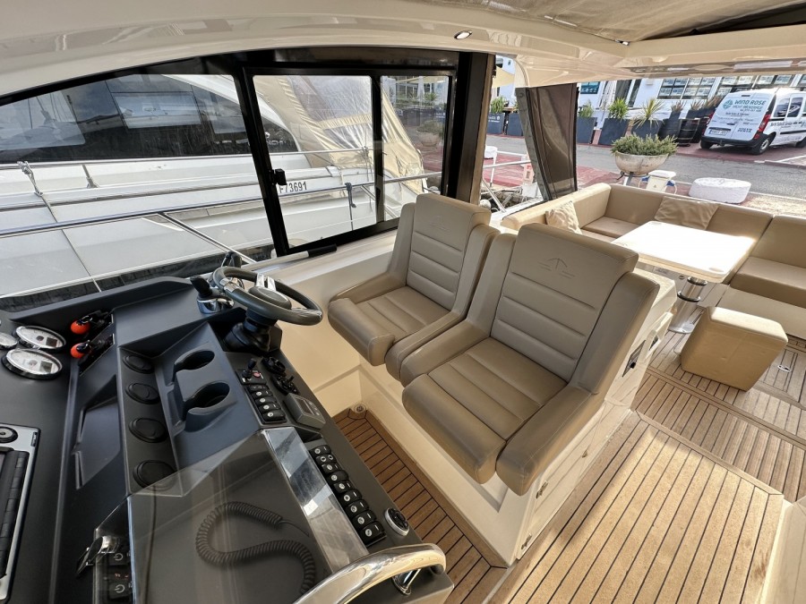 SEALINE SC 42 - 19