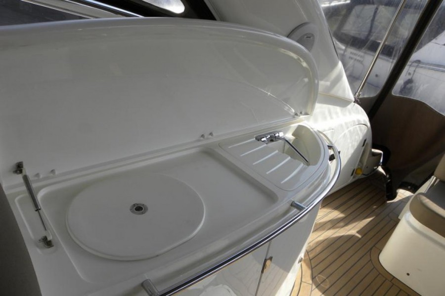 SUNSEEKER CAMARGUE 44 - 8