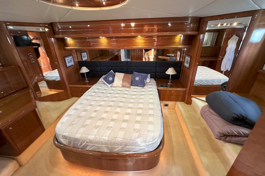 SUNSEEKER MANHATTAN 64 - 24