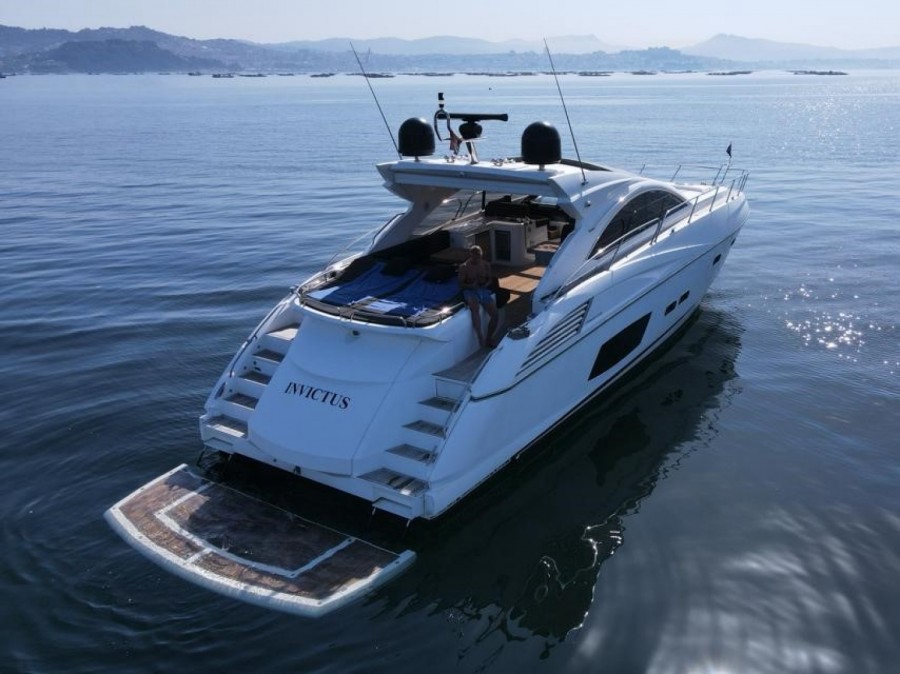 Sunseeker Predator 60