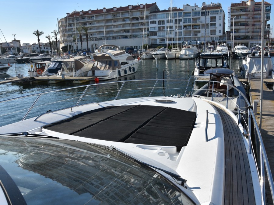 SUNSEEKER PREDATOR 60 - 9