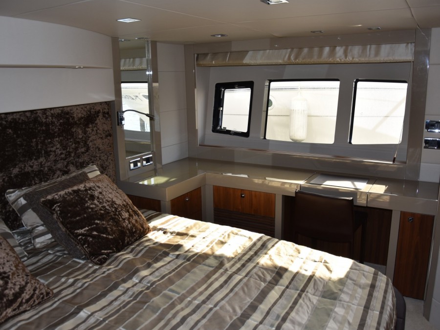 SUNSEEKER PREDATOR 60 - 41