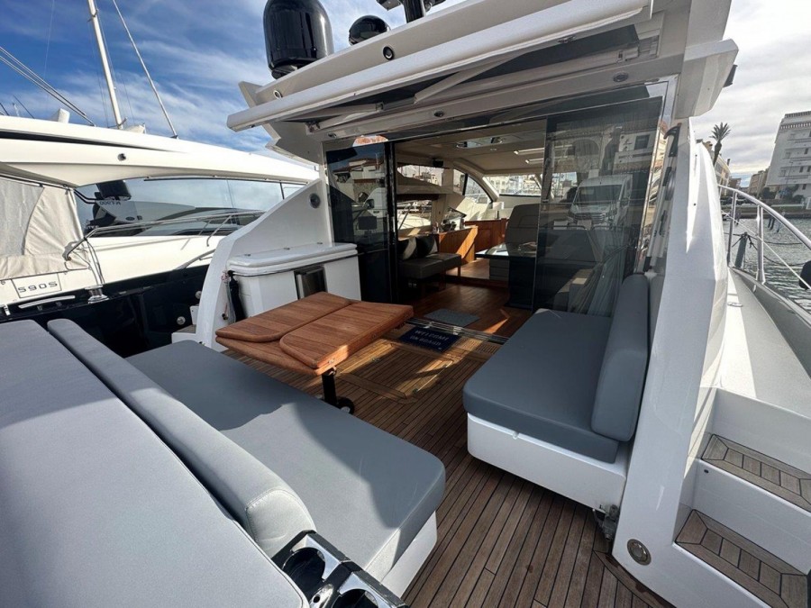 SUNSEEKER PREDATOR 64 - 13