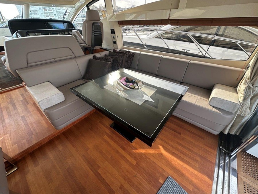 SUNSEEKER PREDATOR 64 - 18