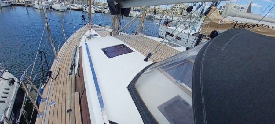 WAUQUIEZ PILOT SALOON 42 - 5