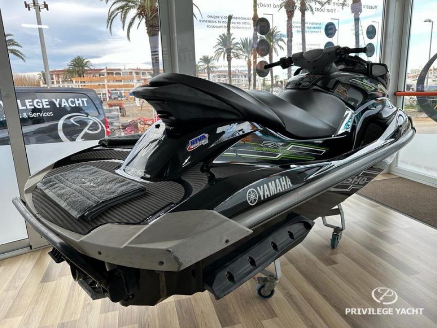 YAMAHA WAVE RUNNER FX 1800 SVHO - 4